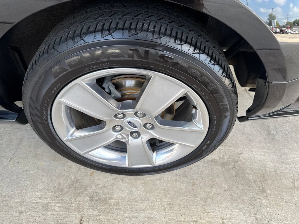 Used 2006 Ford Mustang GT RWD image 18
