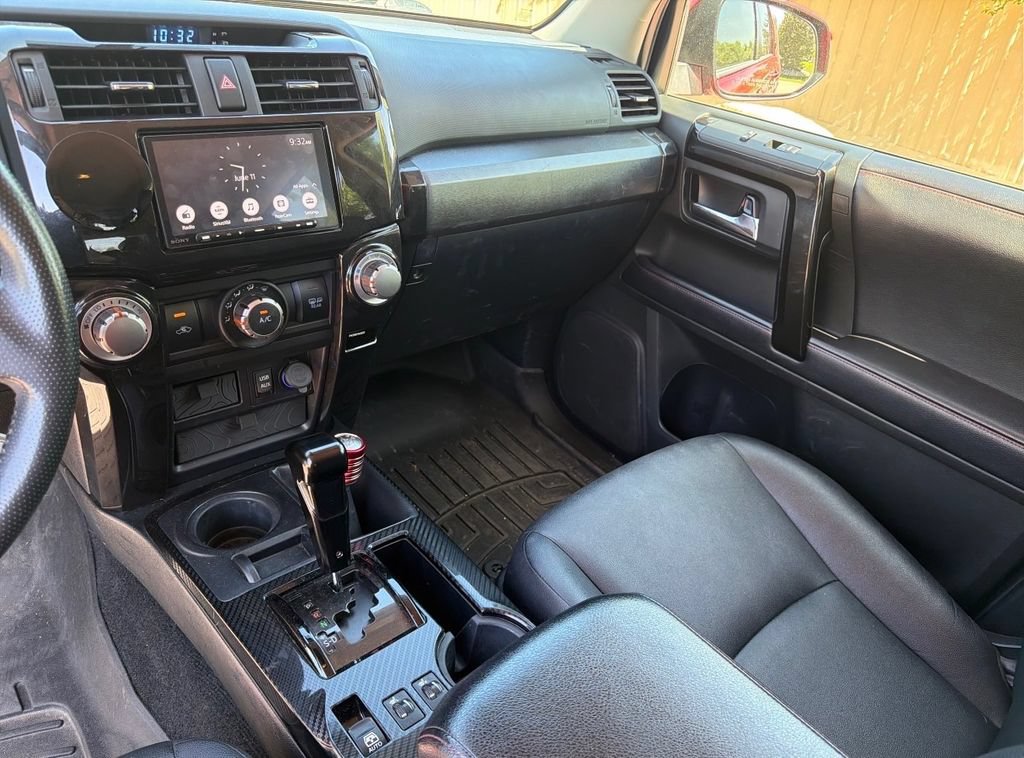 Used 2017 Toyota 4Runner TRD Pro AWD/4WD image 18
