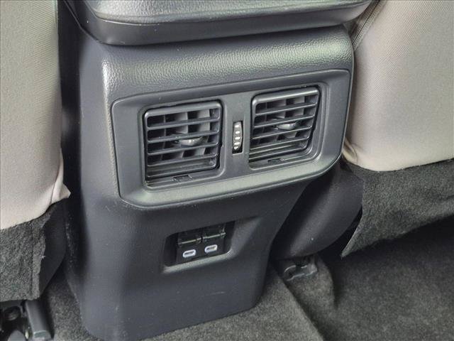 Used 2024 Toyota RAV4 XLE FWD image 16