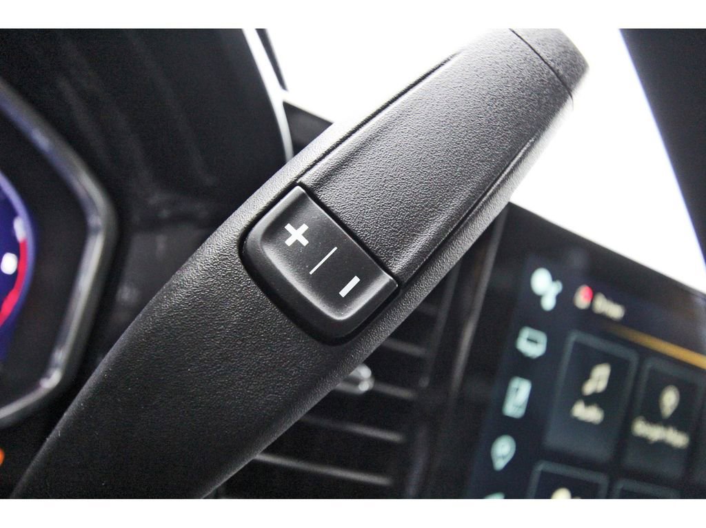 Used 2024 Chevrolet Silverado 2500 LTZ w/ LTZ Texas Edition image 18