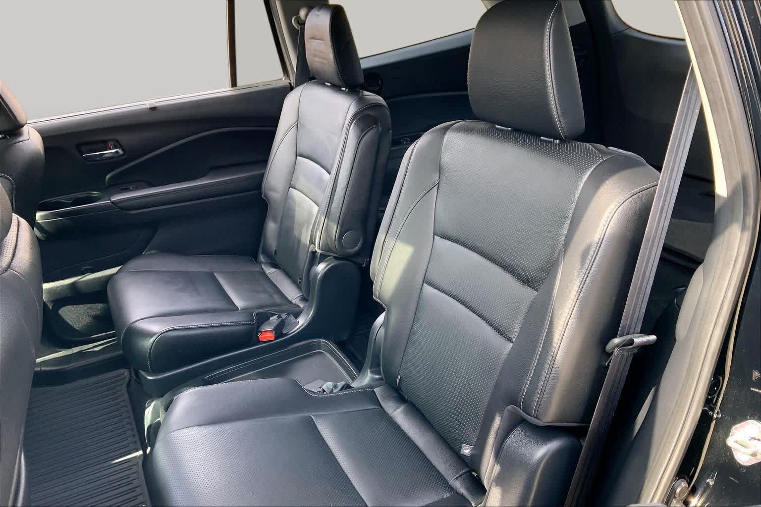 Certified 2017 Honda Pilot Elite image 21
