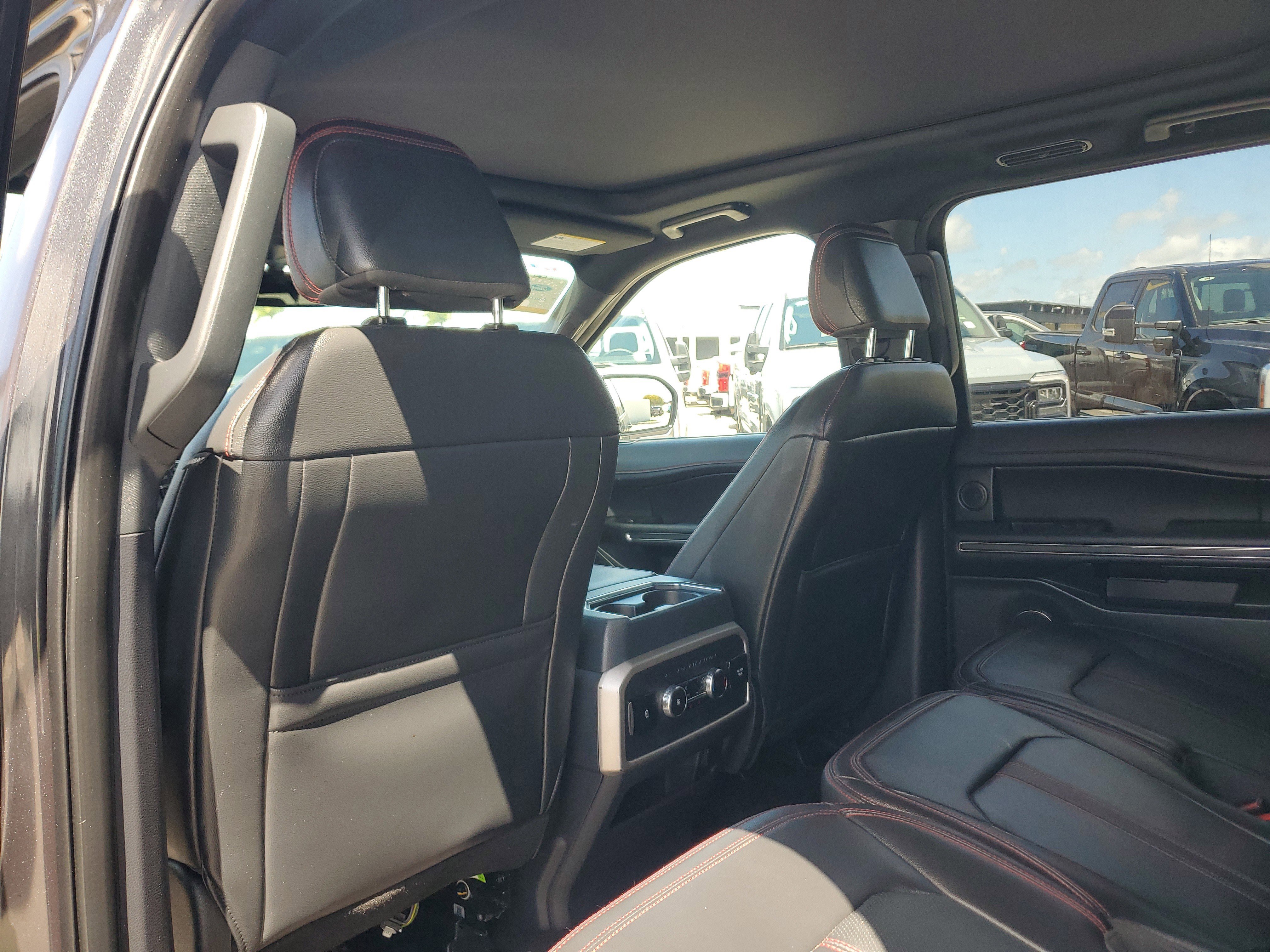 Certified 2023 Ford Expedition Limited image 14