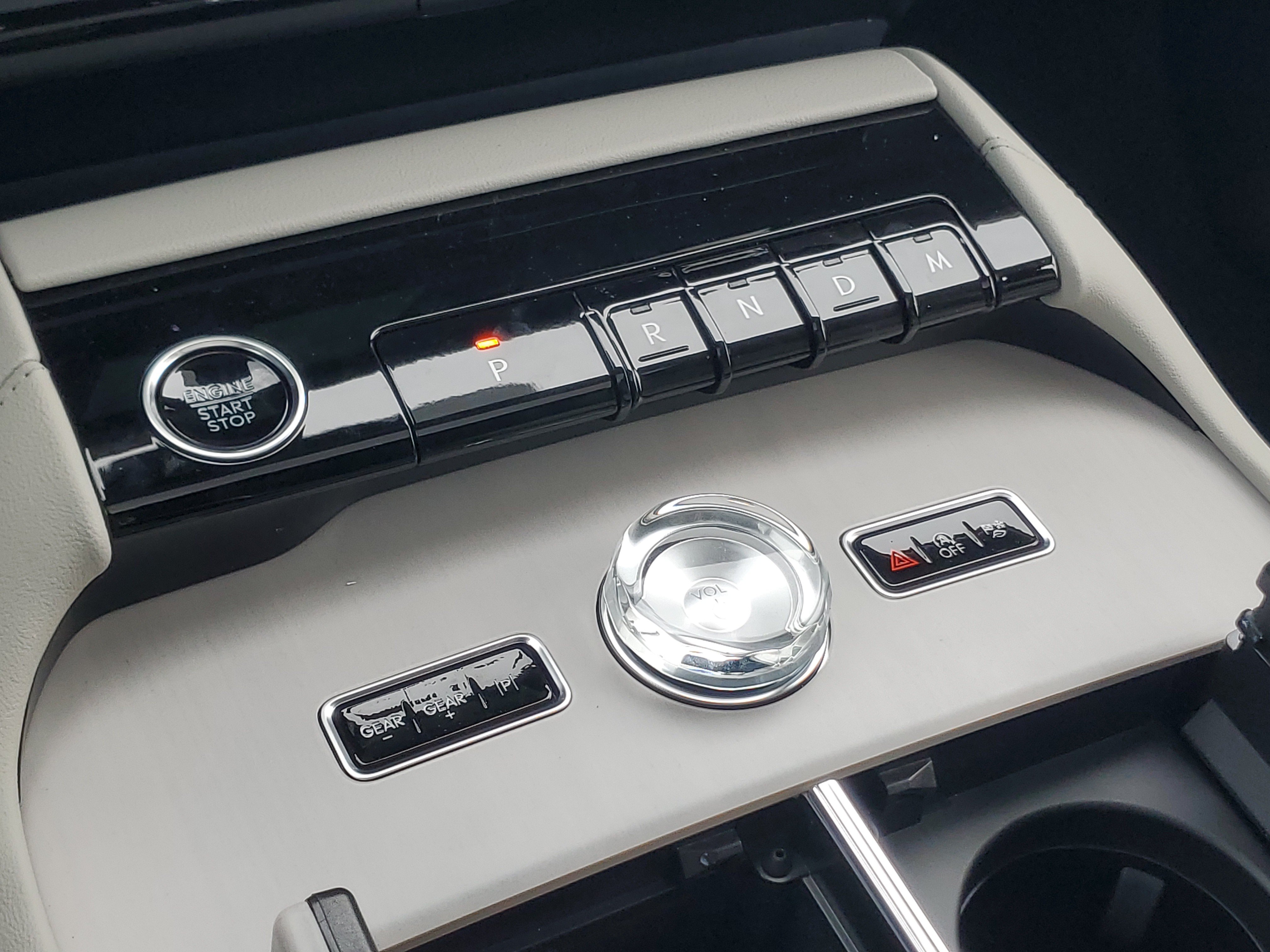 New 2026 Lincoln Navigator Reserve AWD/4WD image 25
