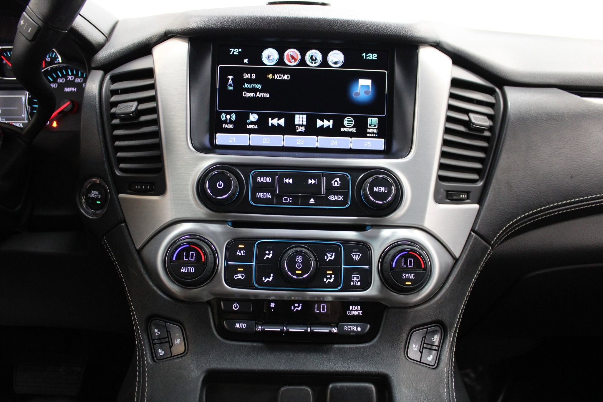 Used 2018 GMC Yukon SLT image 42