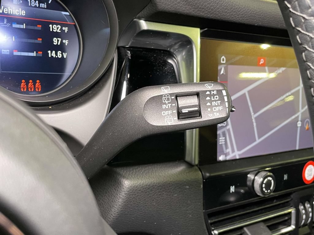 Certified 2024 Porsche Macan AWD/4WD image 43