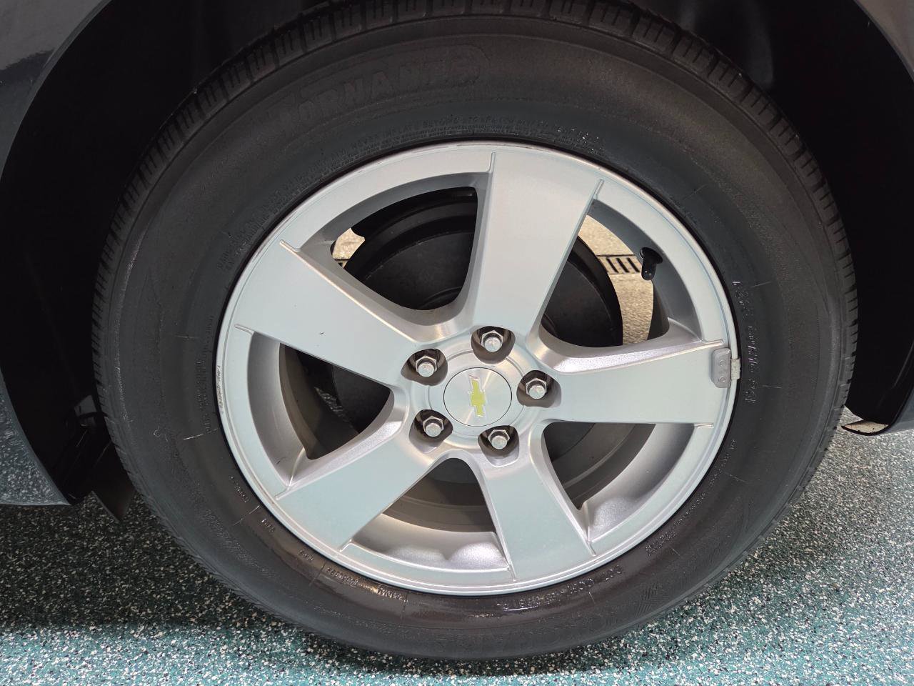 Used 2015 Chevrolet Cruze LT FWD image 13