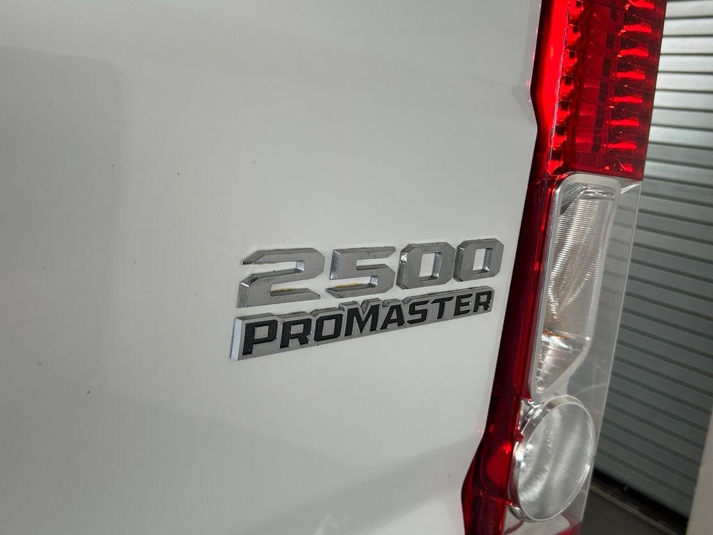 Used 2023 RAM ProMaster 2500 image 34