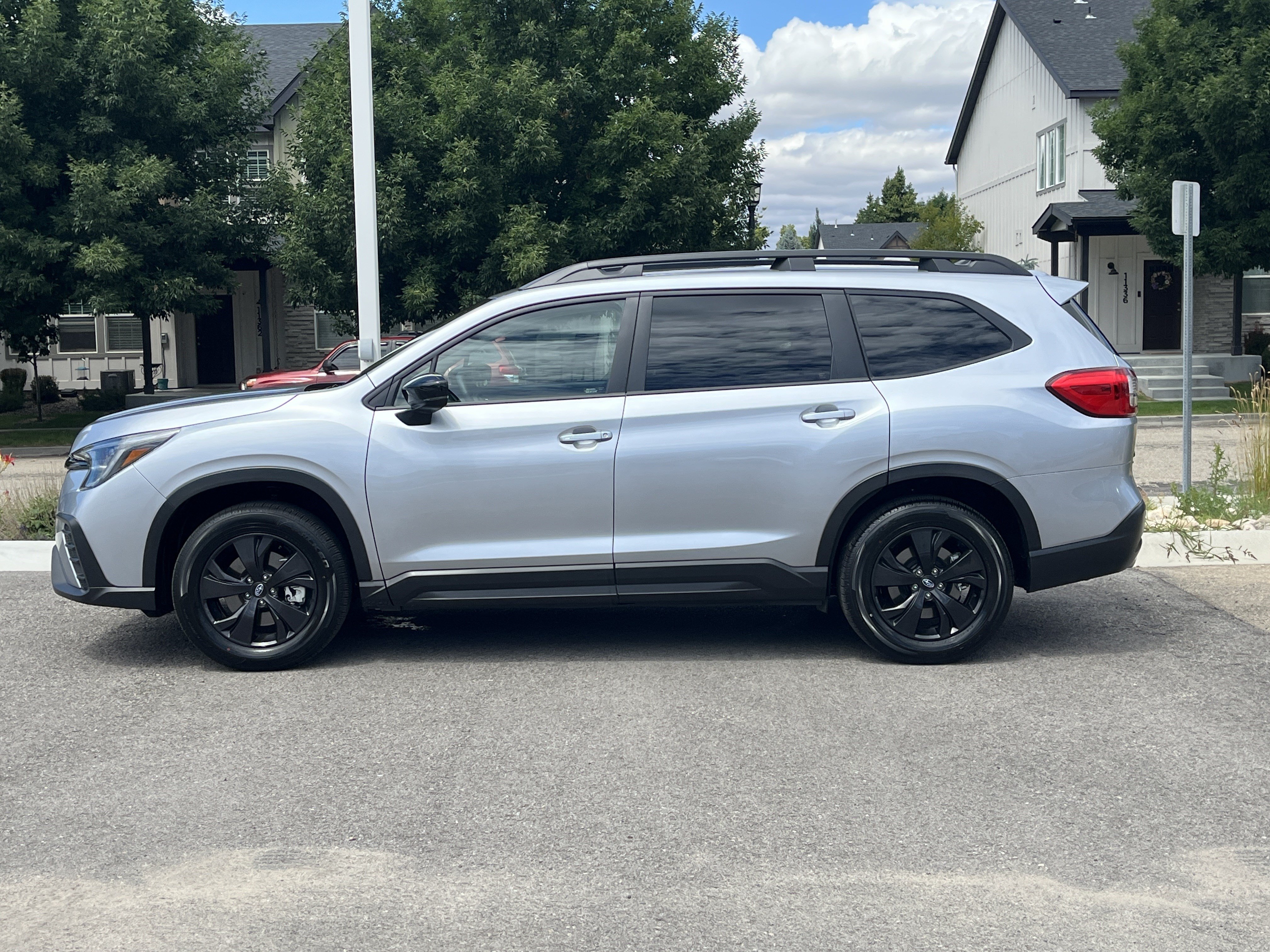 Used 2026 Subaru Ascent Premium AWD/4WD image 3