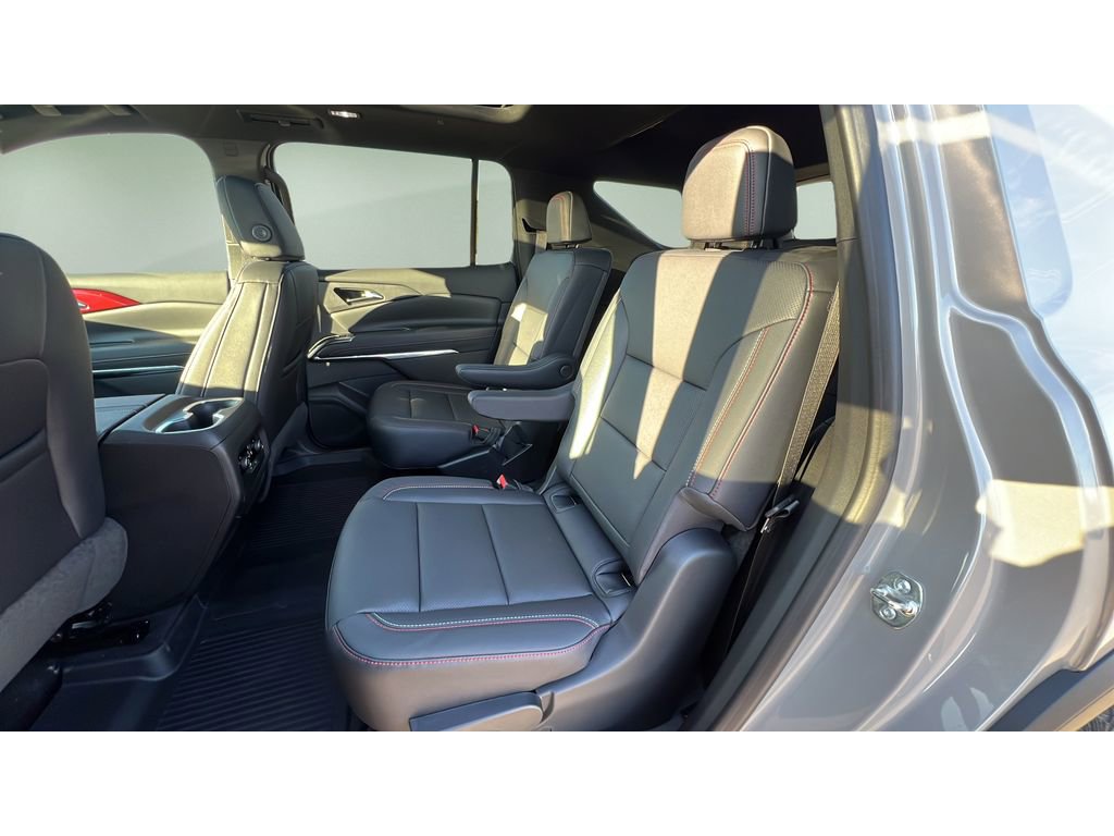 New 2026 Chevrolet Traverse Z71 w/ Driver Confidence Package image 28