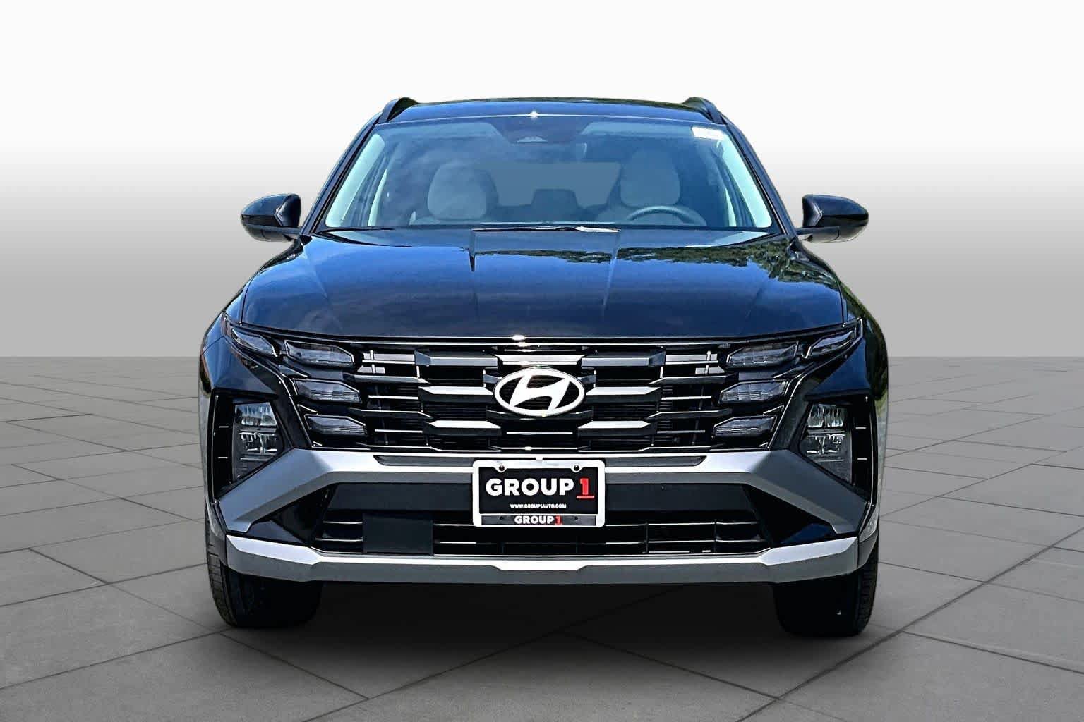 New 2026 Hyundai Tucson SEL Plus w/ Tow & Go Package AWD/4WD image 3