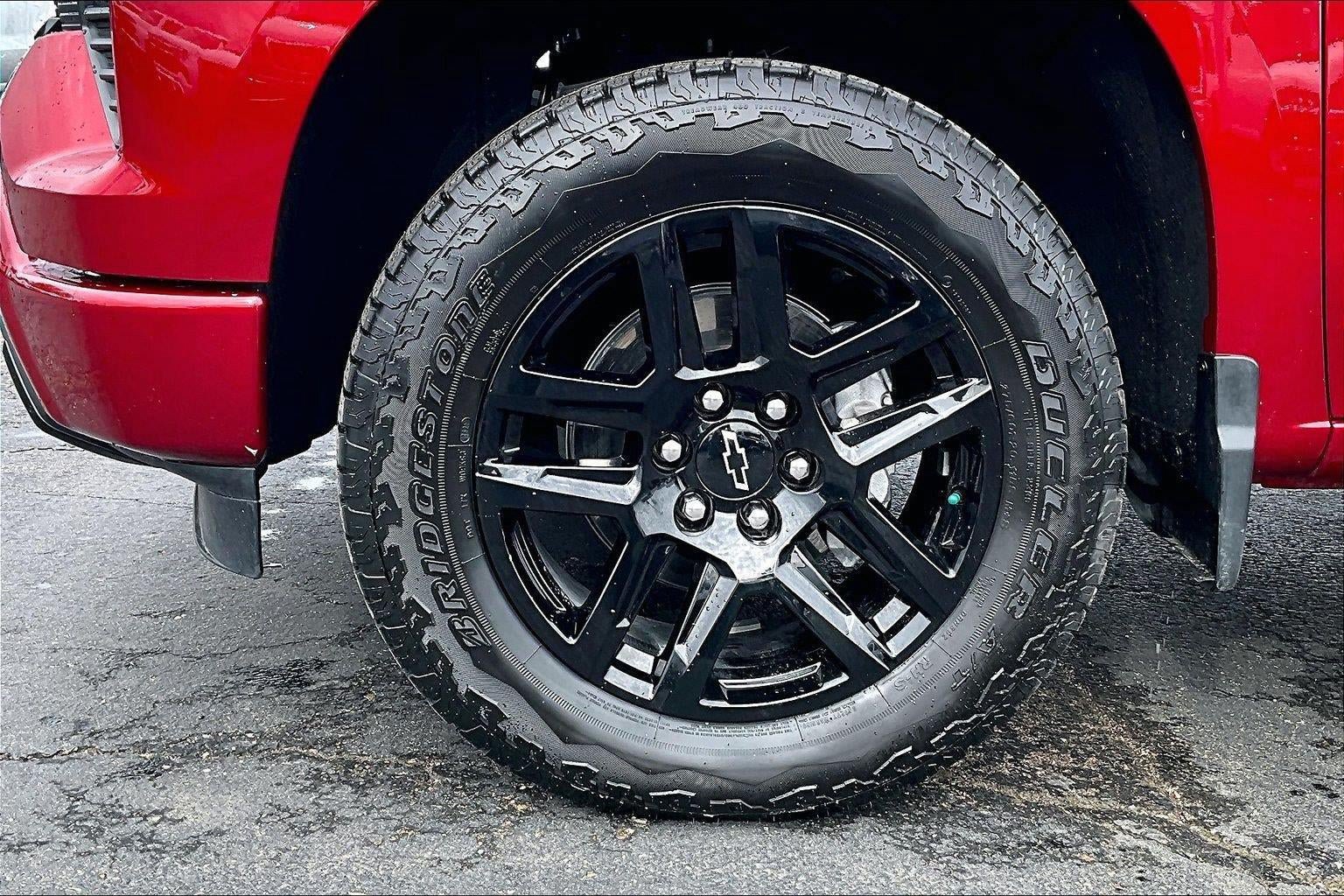 Used 2026 Chevrolet Silverado 1500 RST w/ RST Select Package AWD/4WD image 9