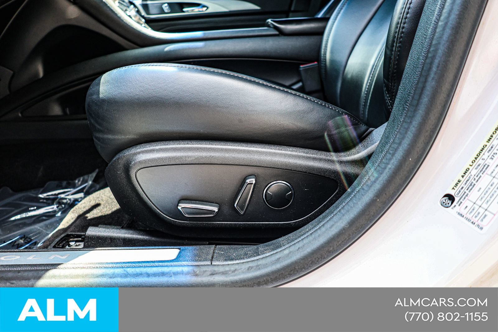 Used 2017 Lincoln MKZ Premiere FWD image 20