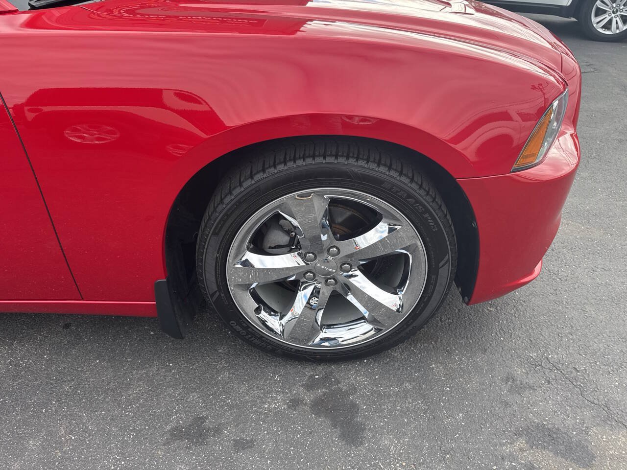 Used 2012 Dodge Charger SXT Plus RWD image 11