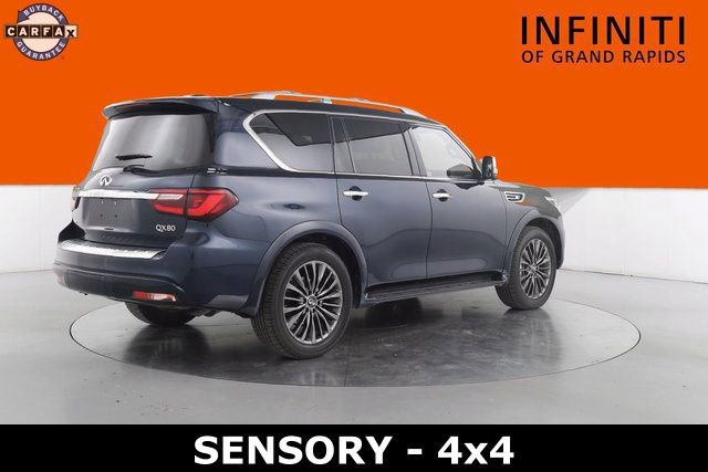 Used 2023 INFINITI QX80 Sensory image 7