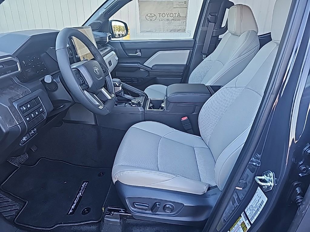 Used 2024 Toyota Tacoma Limited image 17
