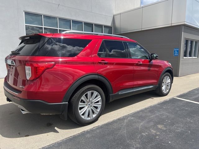 Used 2024 Ford Explorer Limited w/ Equipment Group 301A AWD/4WD image 9