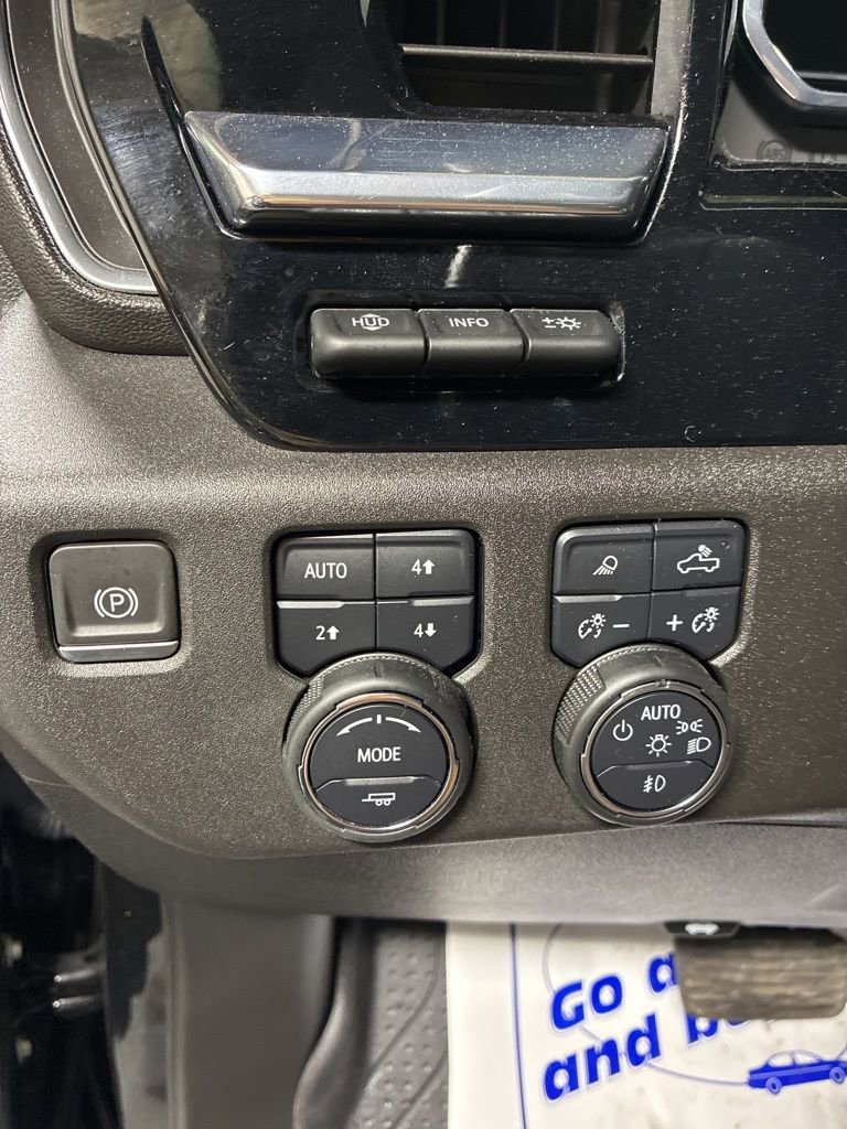 Used 2024 Chevrolet Silverado 2500 High Country w/ High Country Premium Package image 12