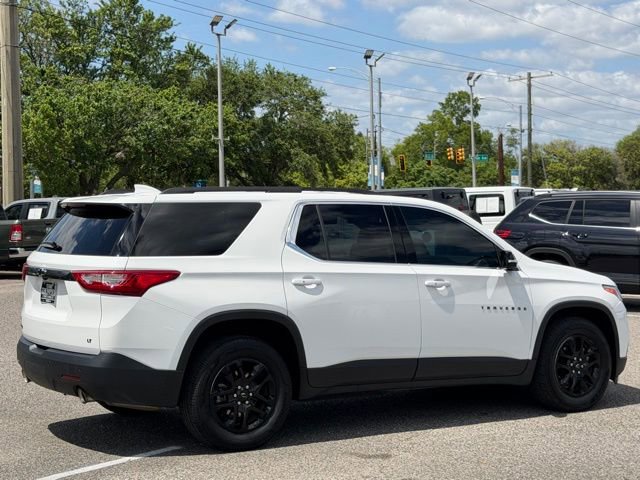 Used 2020 Chevrolet Traverse LT w/ LPO, Blackout Package image 6