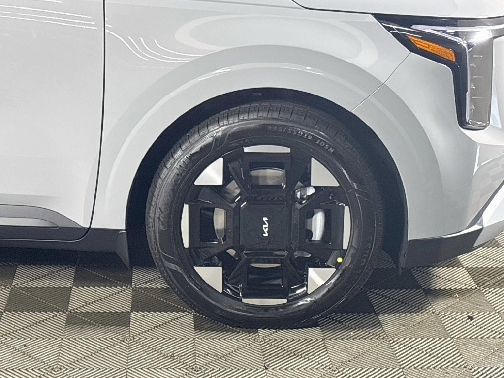 New 2027 Kia Carnival EX FWD image 22