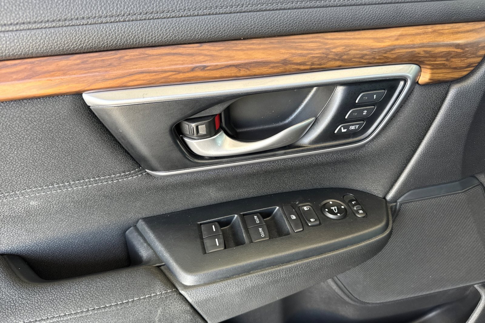 Used 2022 Honda CR-V EX image 10