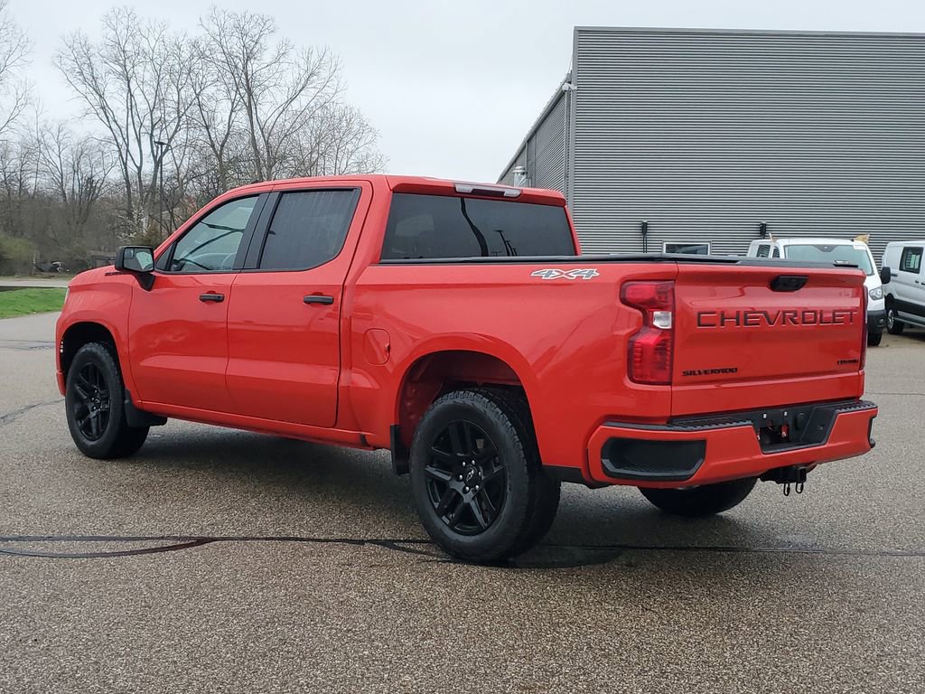 Used 2023 Chevrolet Silverado 1500 Custom w/ LPO, Dark Essentials Package AWD/4WD image 4