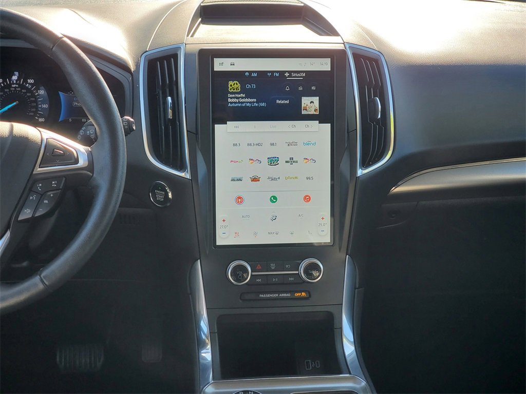 Used 2024 Ford Edge Titanium image 28