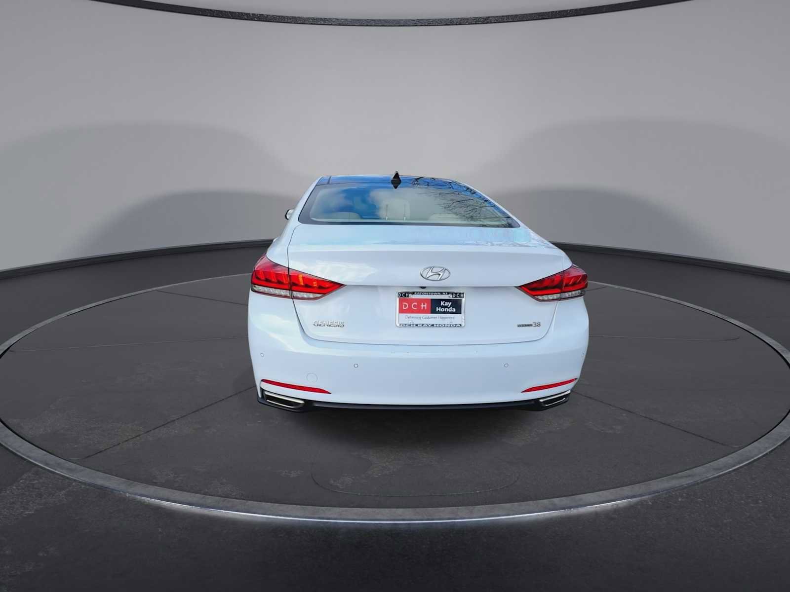 Used 2015 Hyundai Genesis 3.8 w/ Option Group 03 image 7