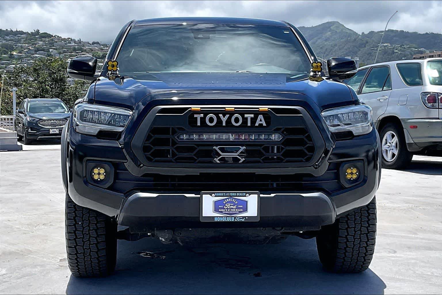 Used 2023 Toyota Tacoma TRD Off-Road AWD/4WD image 6