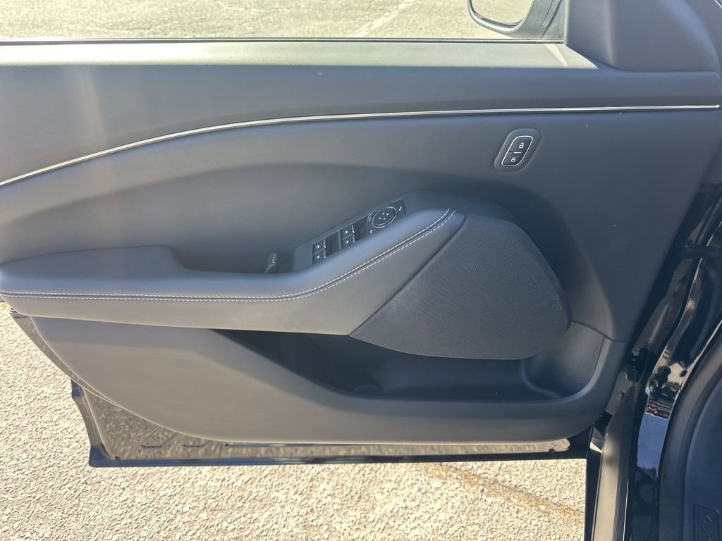 Used 2025 Ford Mustang Mach-E Select image 24