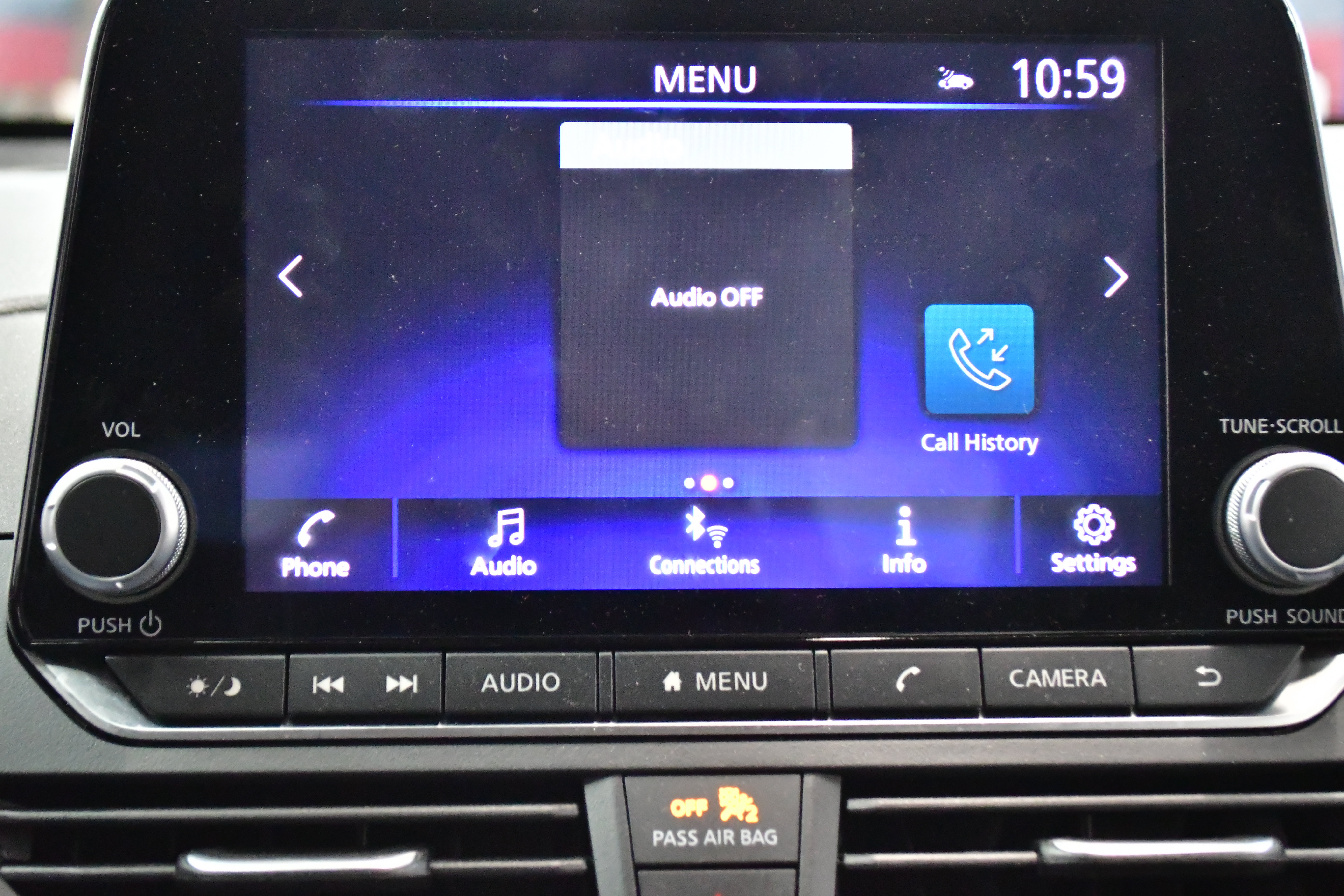Used 2025 Nissan Altima 2.5 SV FWD image 21