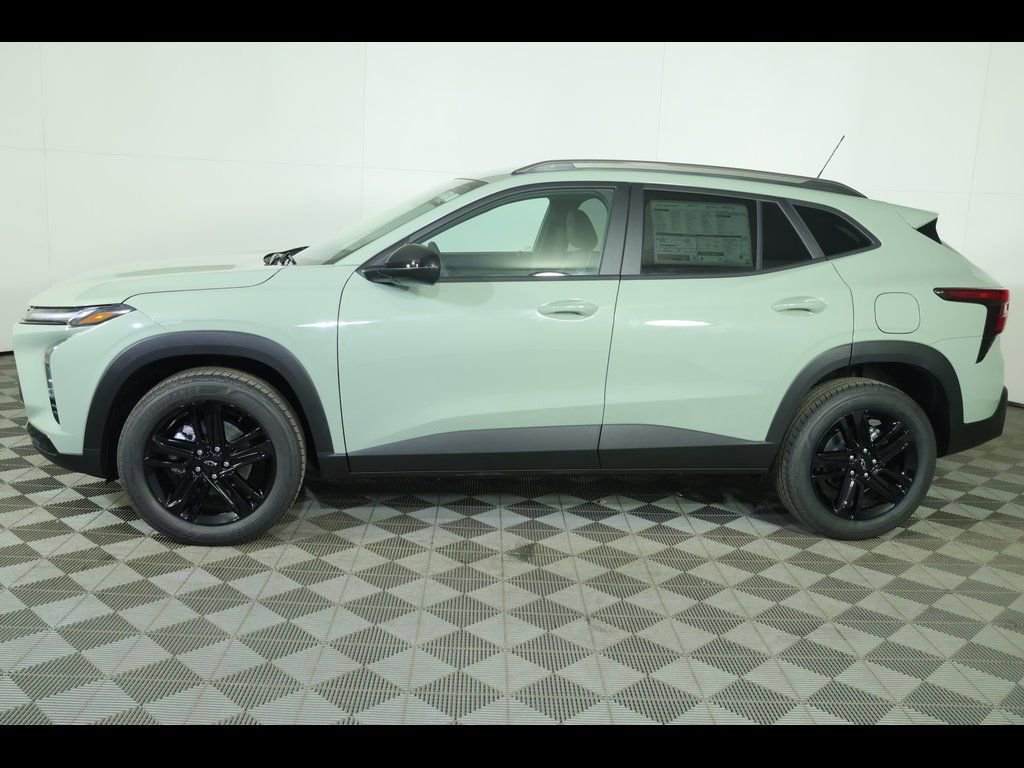 New 2026 Chevrolet Trax ACTIV w/ Driver Confidence Package image 2