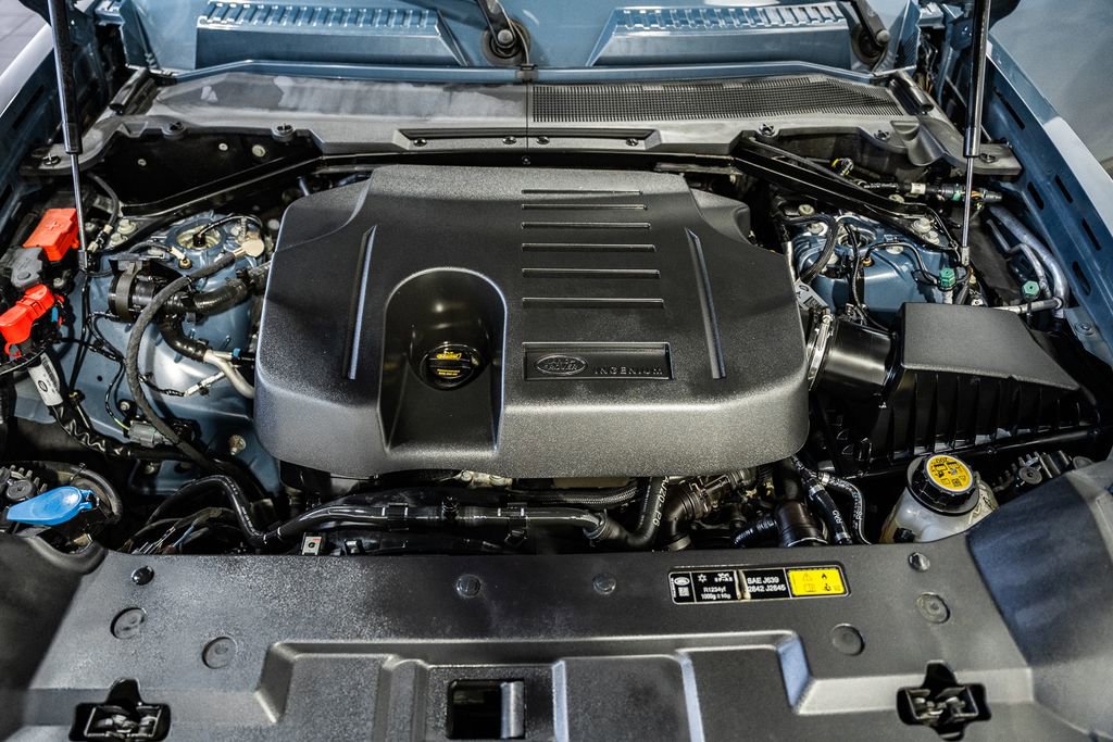 Used 2020 Land Rover Defender 110 HSE image 20