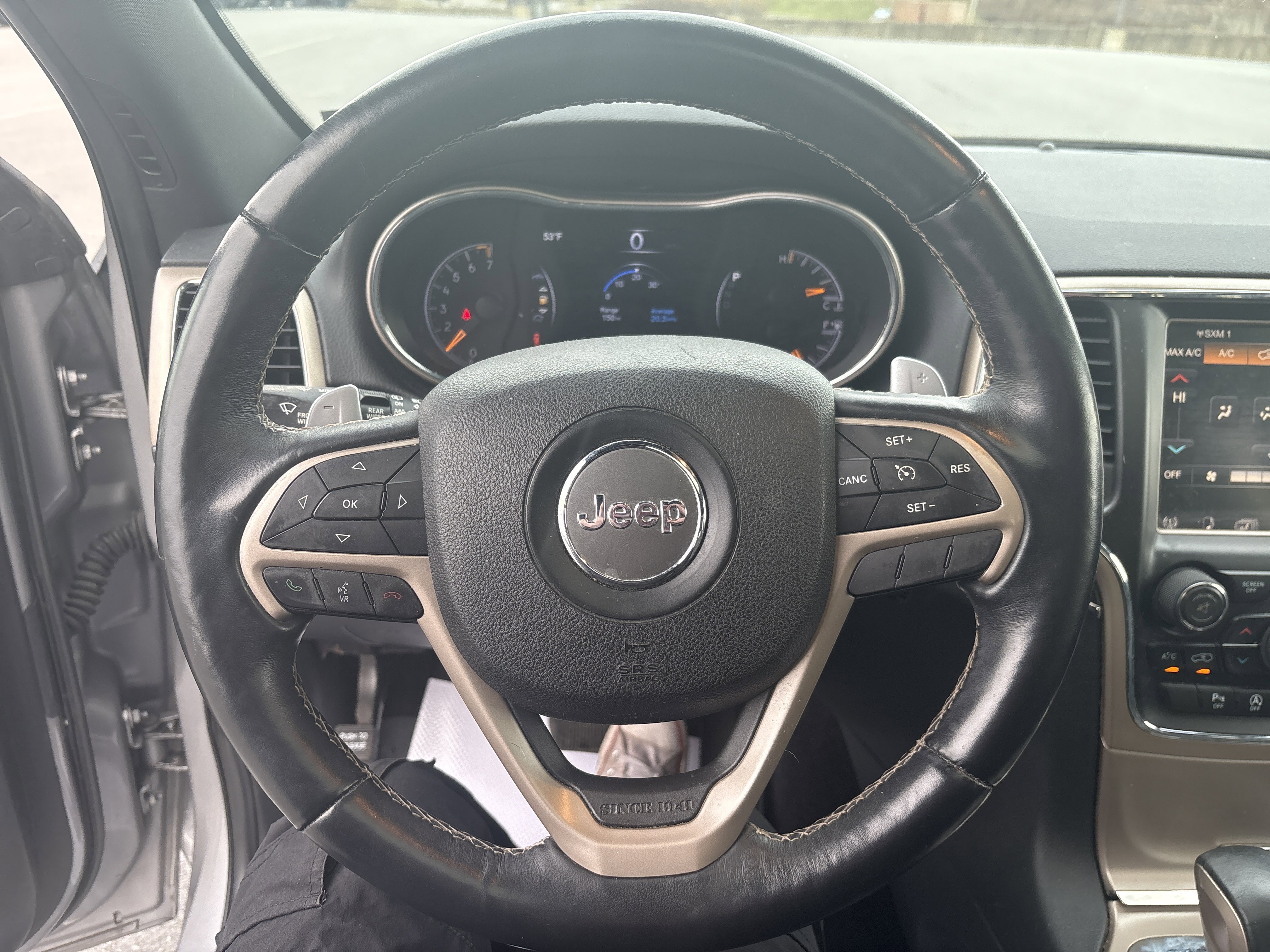 Used 2016 Jeep Grand Cherokee Limited image 17