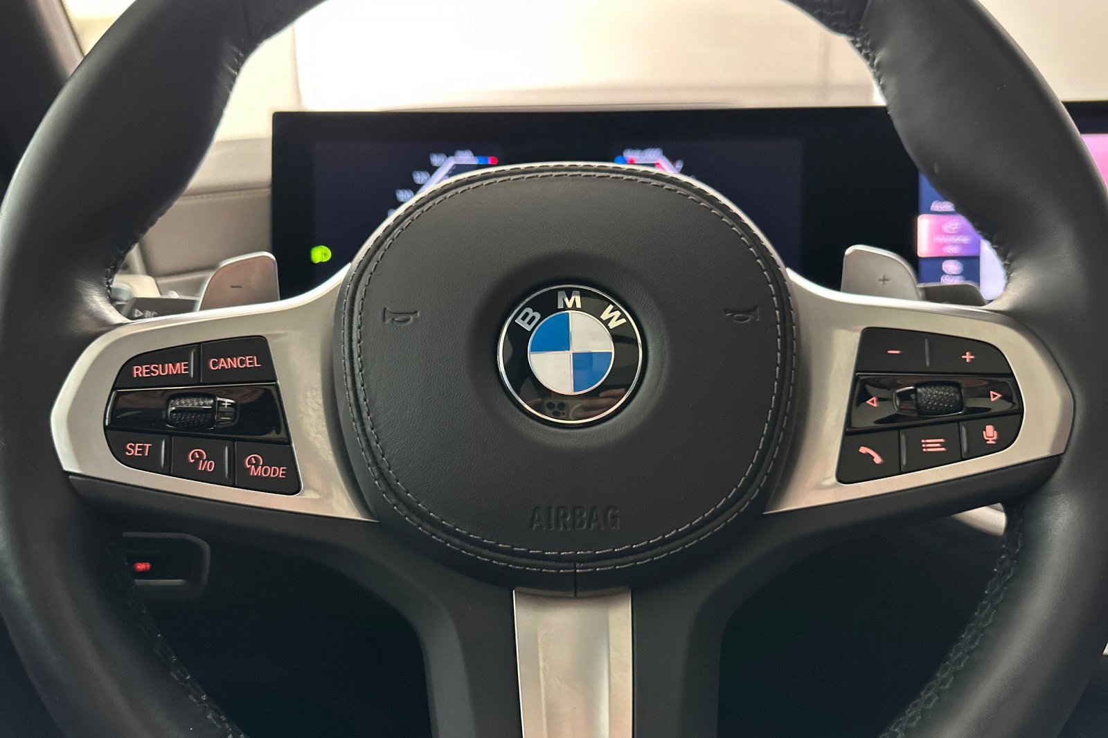 Used 2024 BMW X7 xDrive40i w/ M Sport Package image 17