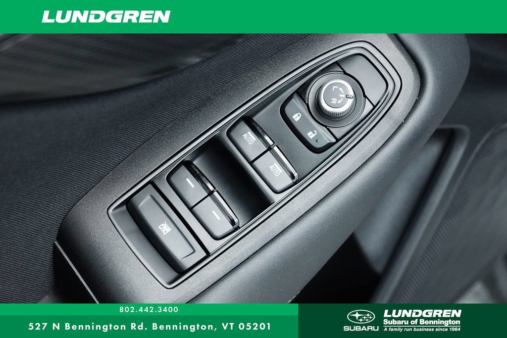Used 2023 Subaru Outback Premium AWD/4WD image 12
