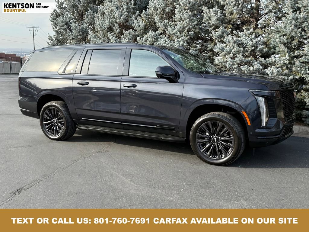 Used 2025 Cadillac Escalade ESV Sport w/ LPO, ONYX Package image 11