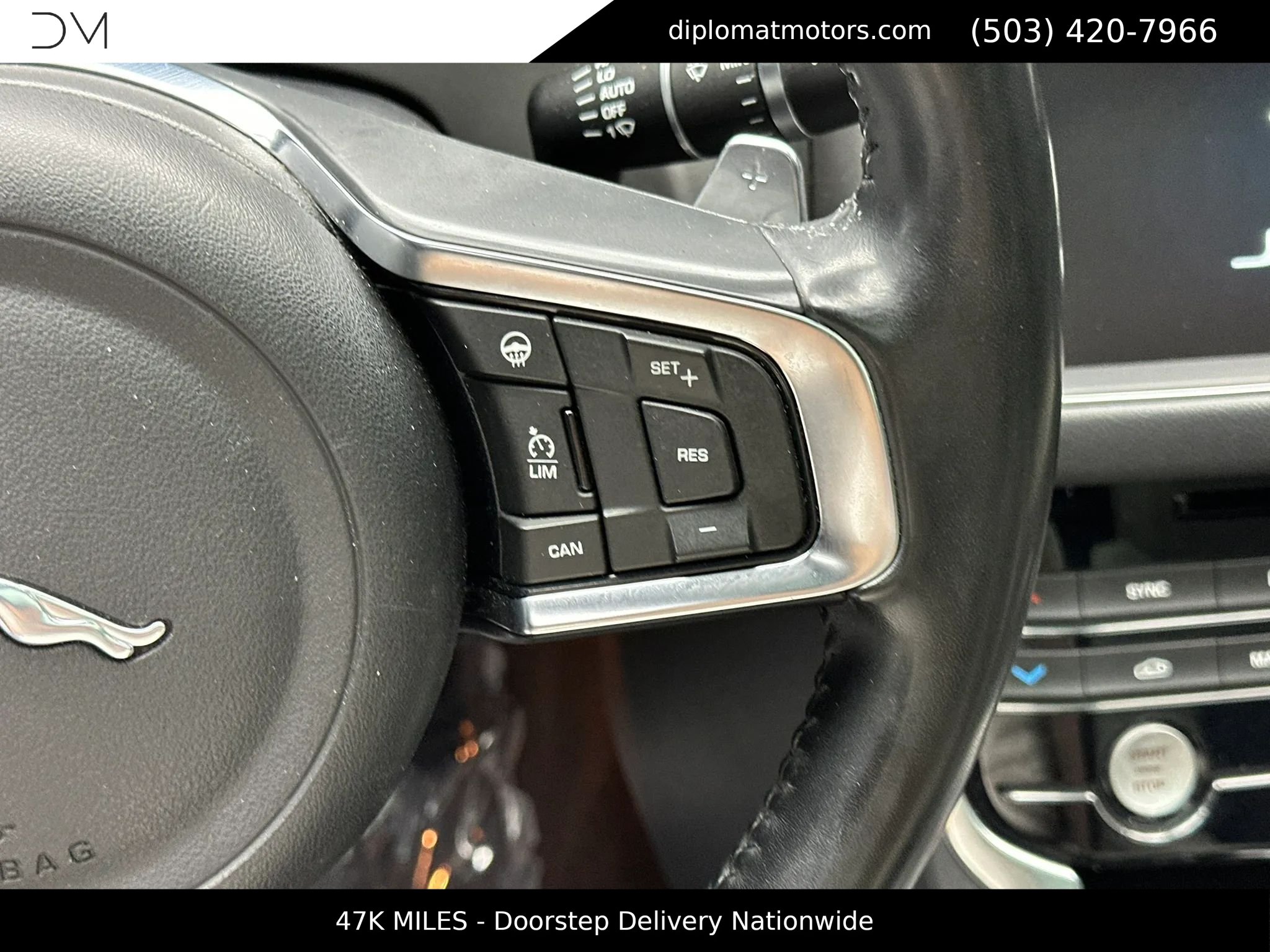 Used 2018 Jaguar XF S RWD image 29