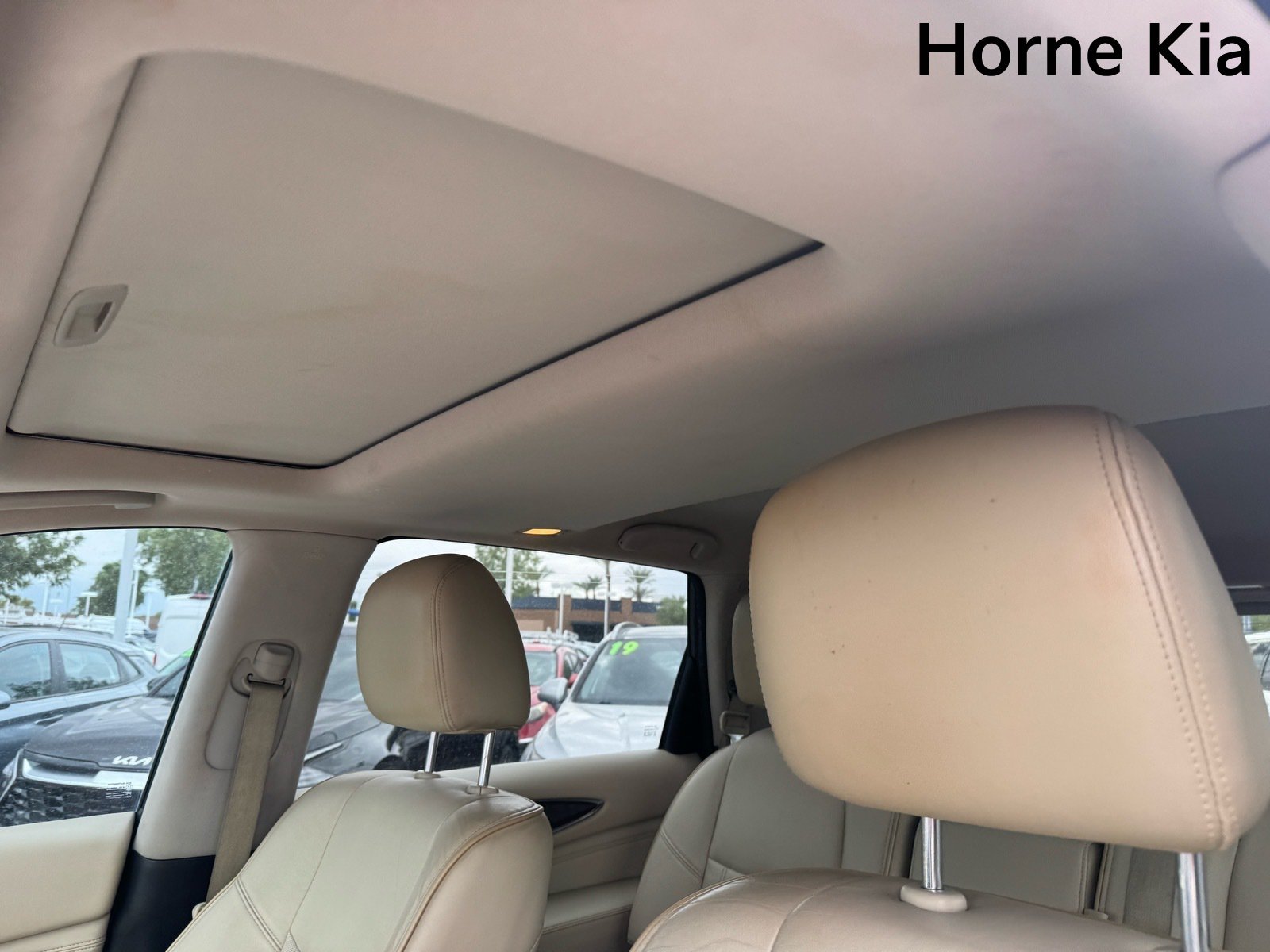 Used 2015 INFINITI QX60 FWD w/ Premium Plus Package image 26