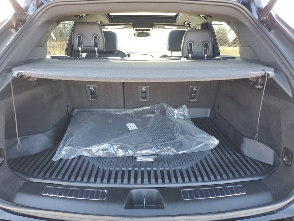 Used 2024 Cadillac XT4 Sport image 26