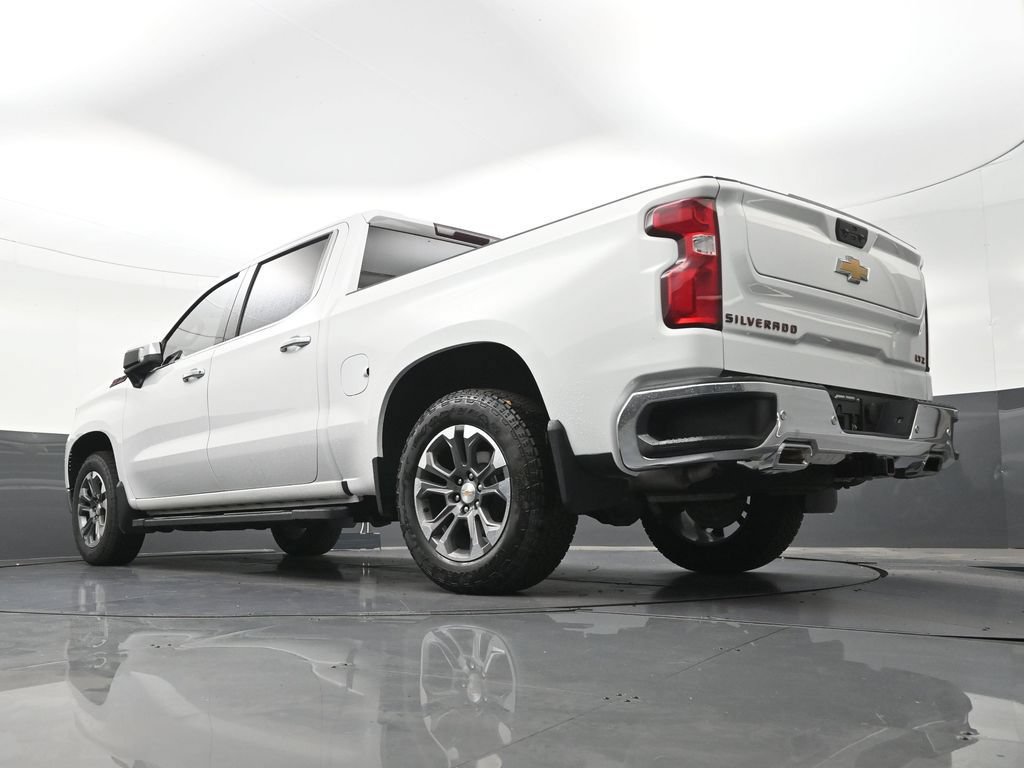 Used 2023 Chevrolet Silverado 1500 LTZ w/ Z71 Off-Road Package AWD/4WD image 26