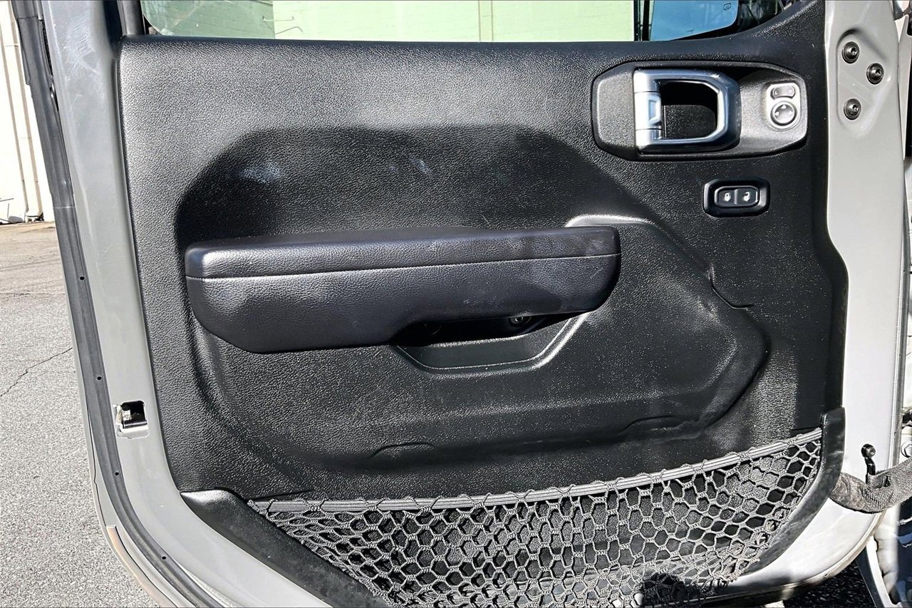 Certified 2021 Jeep Gladiator Sport image 24