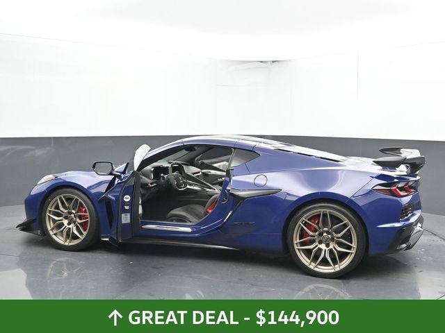 Used 2025 Chevrolet Corvette Z06 w/ Z07 Performance Package image 55