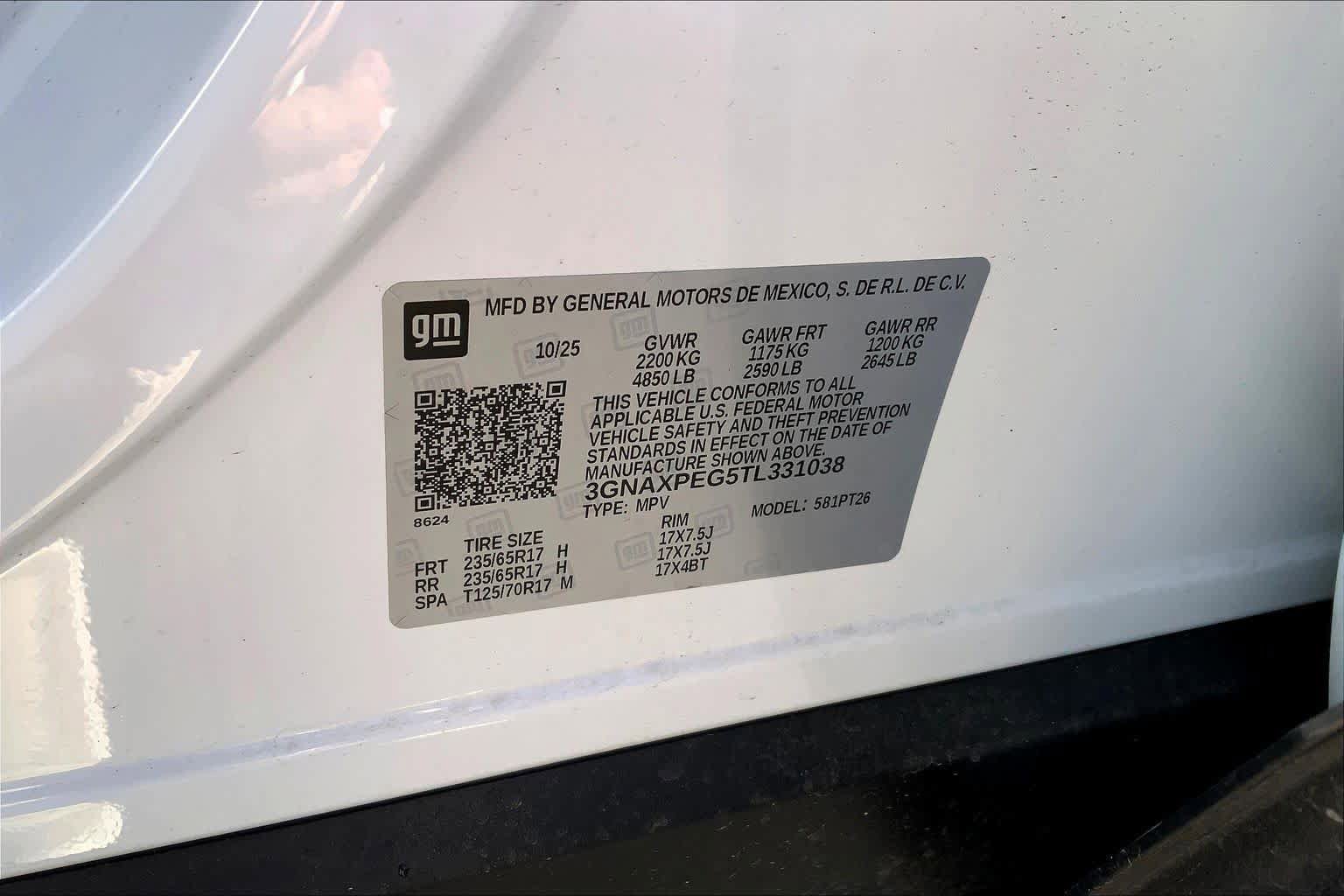 Used 2026 Chevrolet Equinox LT AWD/4WD image 37
