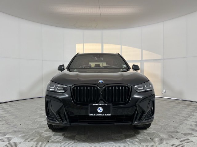 Used 2024 BMW X3 xDrive30i w/ Premium Package image 2