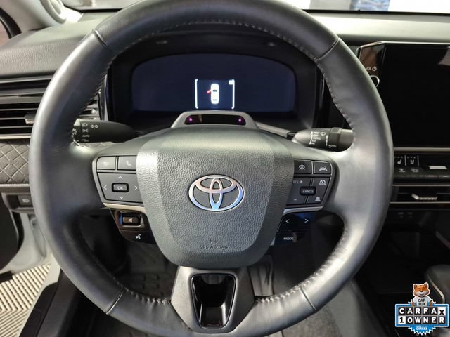 Used 2025 Toyota Camry XLE w/ Premium Plus Package FWD image 11