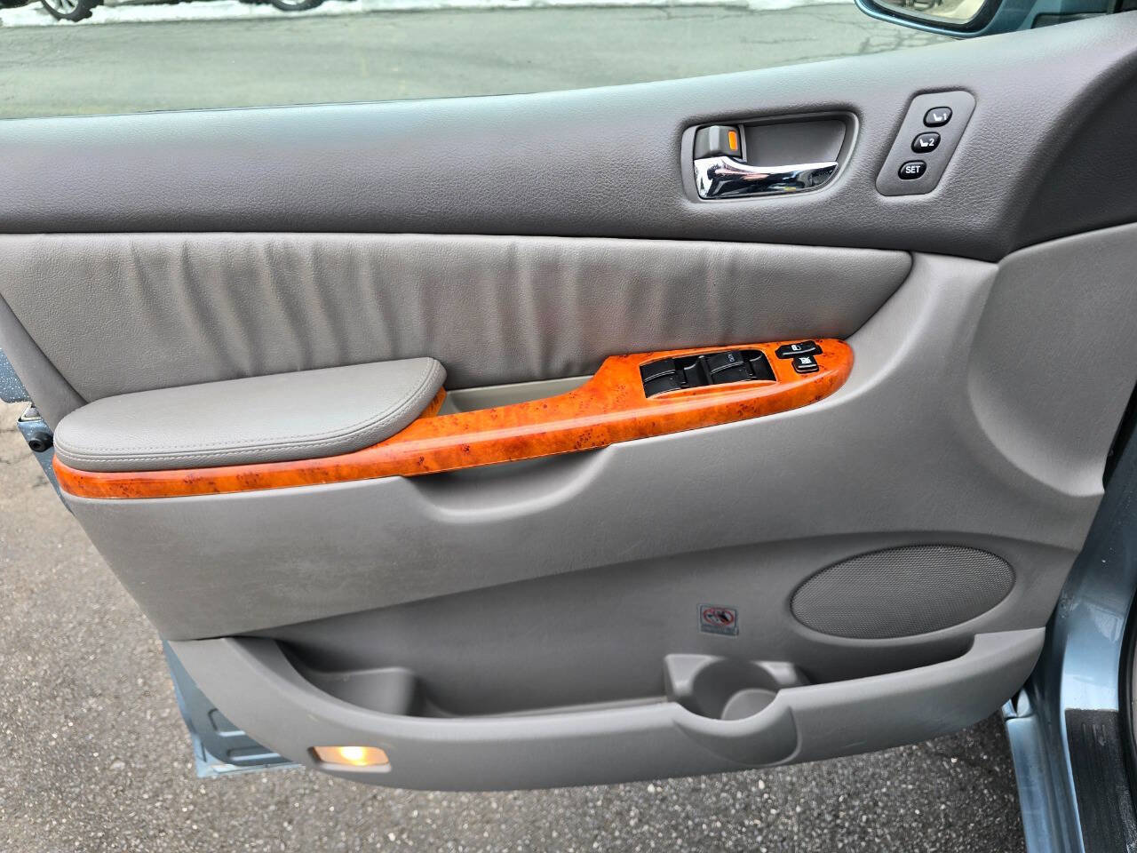 Used 2006 Toyota Sienna XLE Limited AWD/4WD image 14