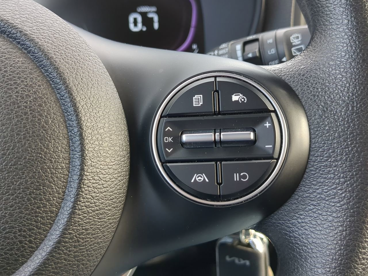 Certified 2023 Kia Soul LX w/ Option Group 015 FWD image 21