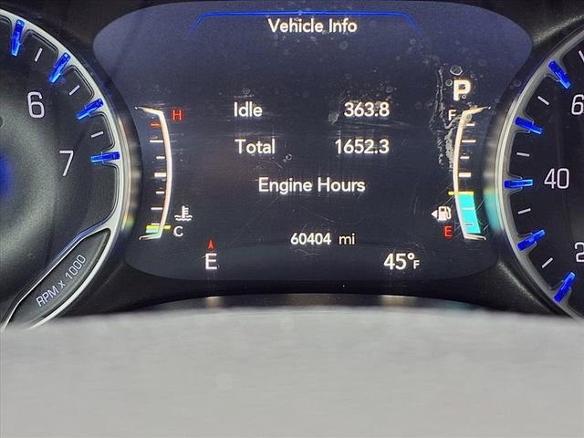 Used 2024 Chrysler Pacifica Touring-L image 18