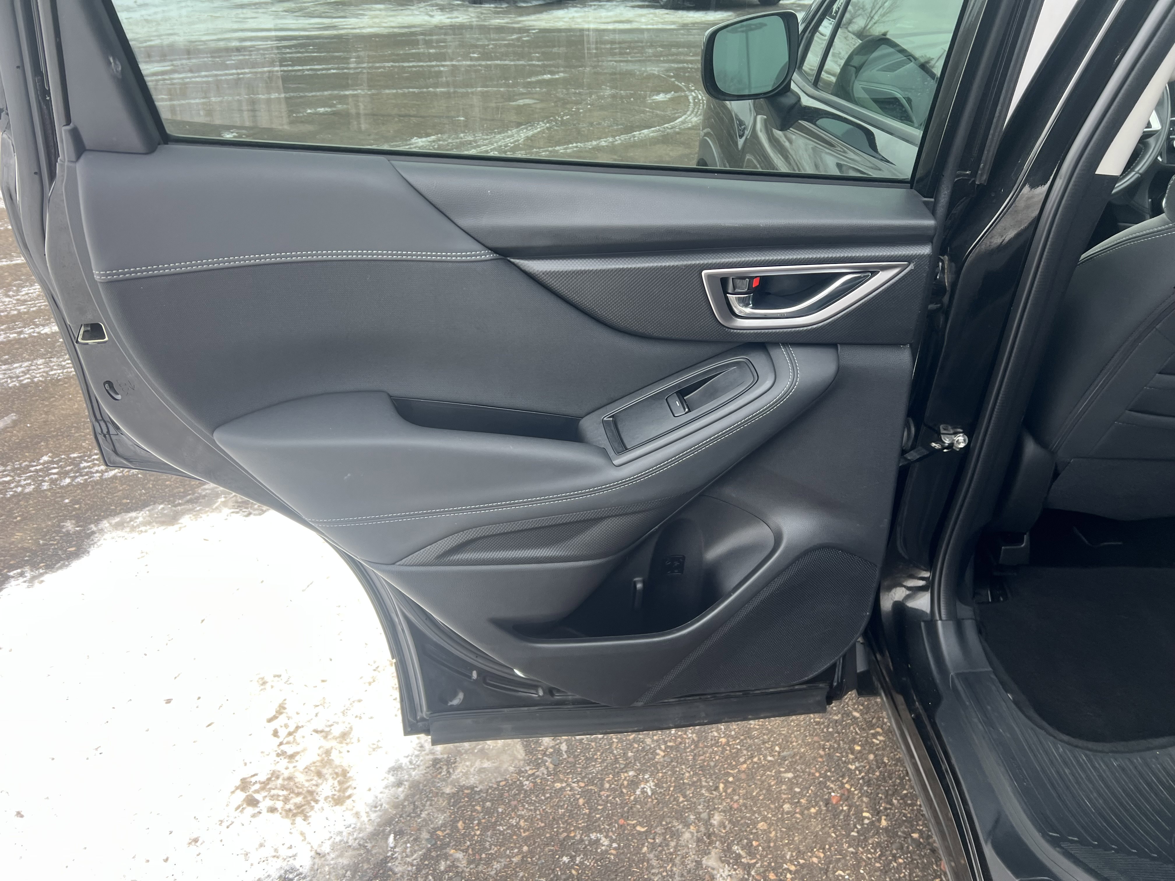 Used 2022 Subaru Forester Premium image 12