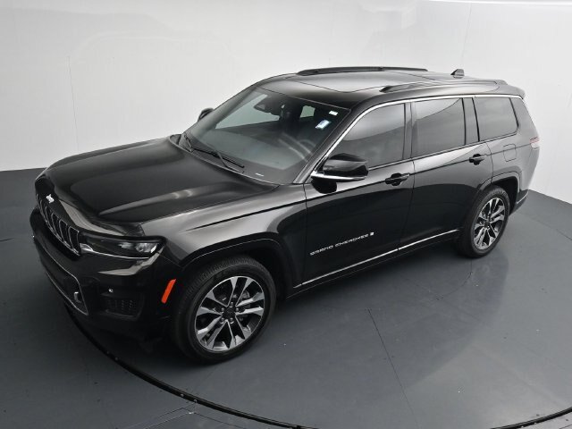 Used 2025 Jeep Grand Cherokee L Overland w/ Luxury Tech Group IV AWD/4WD image 28